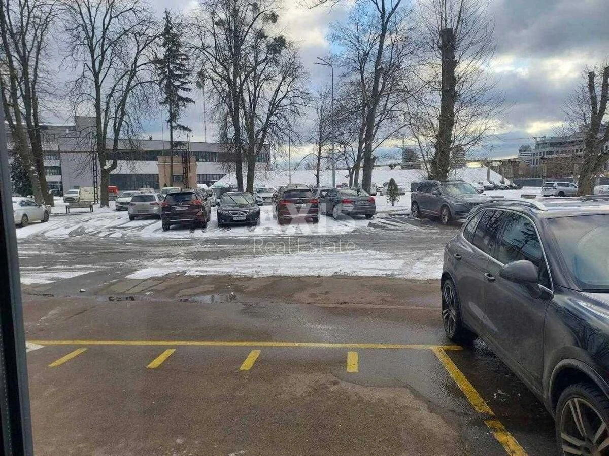 Office vul. Lavrs'ka 16, 265m2504665