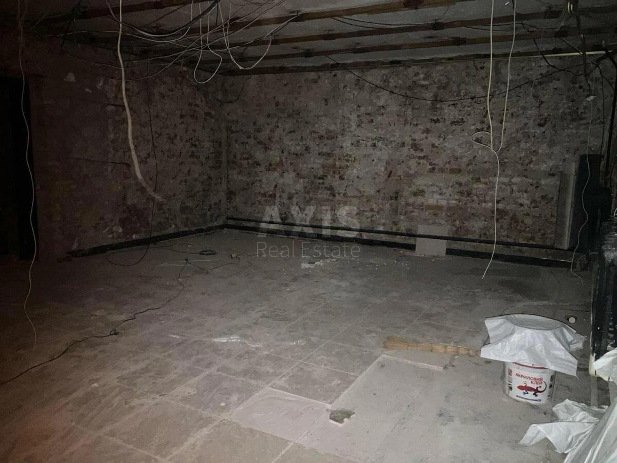 Service object vul. Basejna 9В, 80m2635328