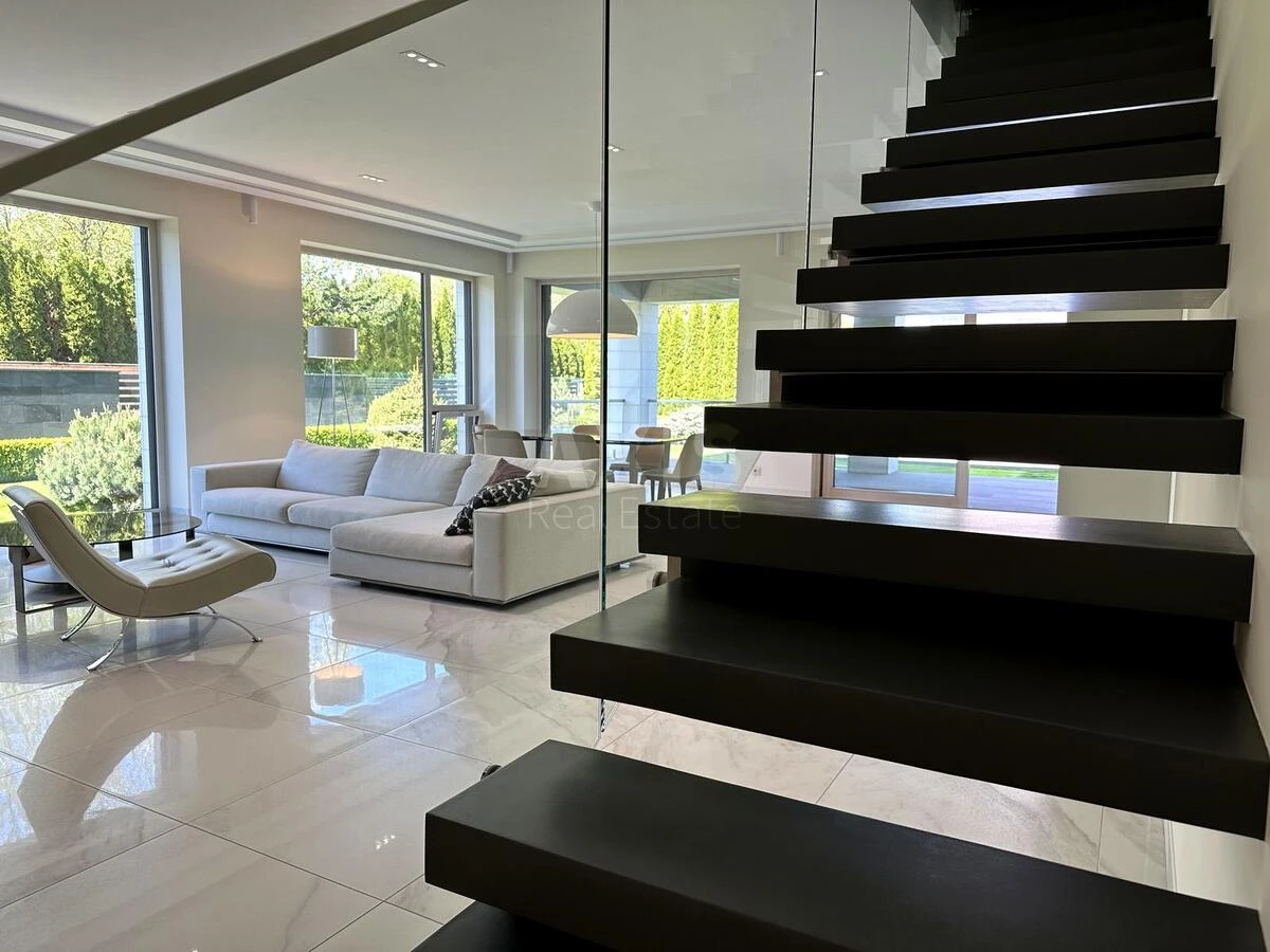 House vul. Central'na, 500m2, Kyiv city7019416