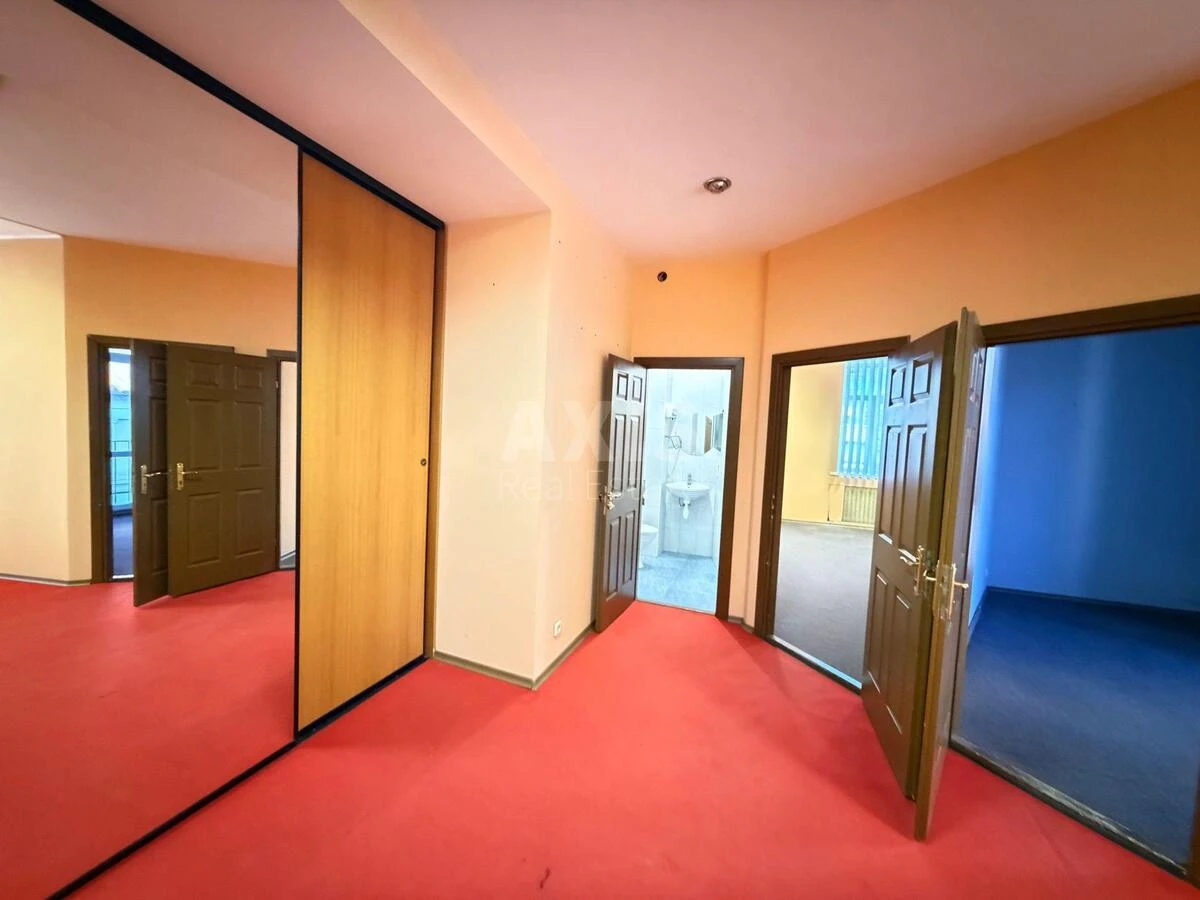 2к квартира ул. Василия Тютюнника 136709915