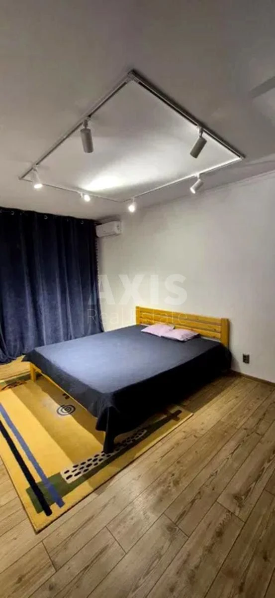 3к квартира ул. Ахматовой Анны 43668364