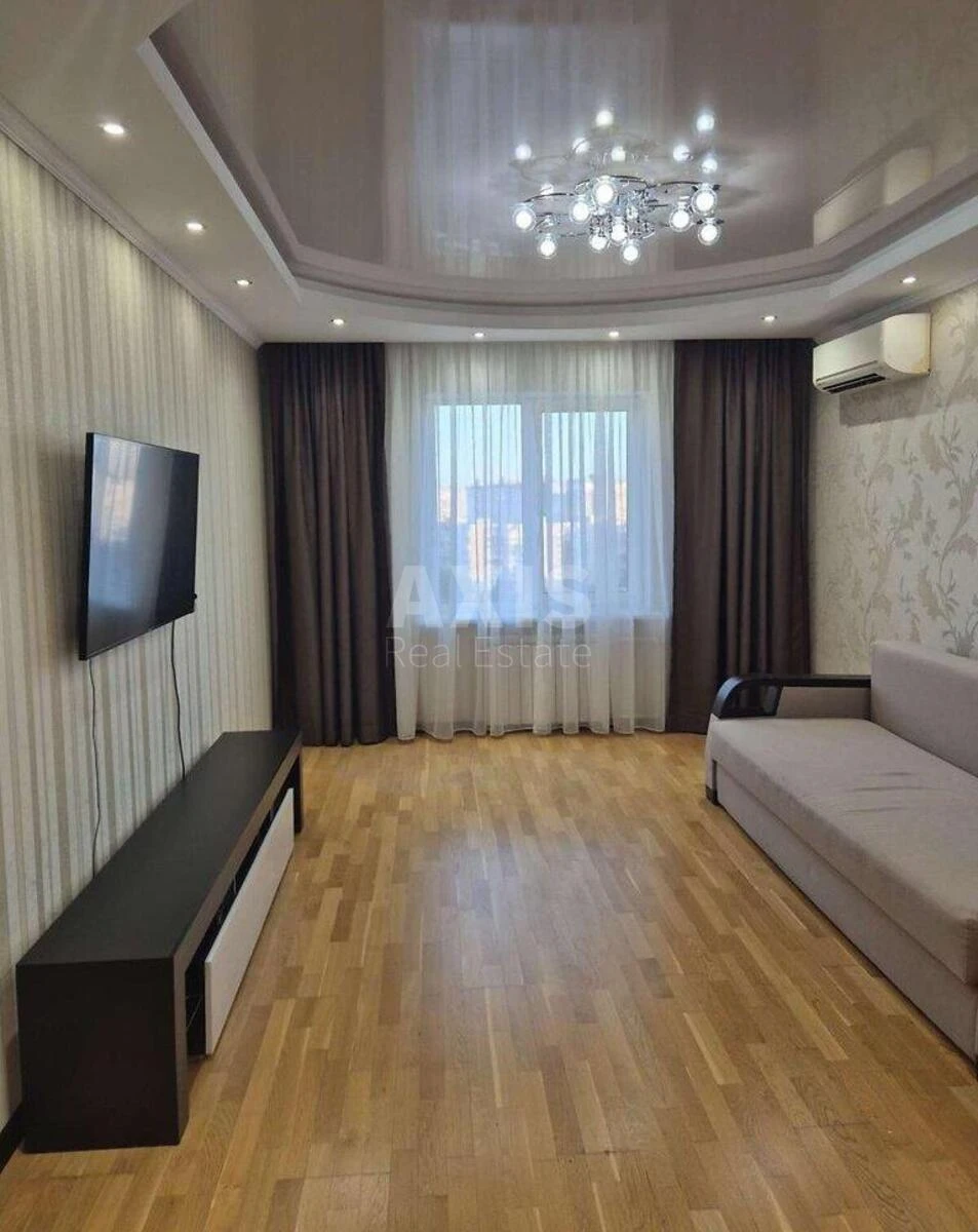 1k apartment vul. Bal'zaka Onore de 55В706262