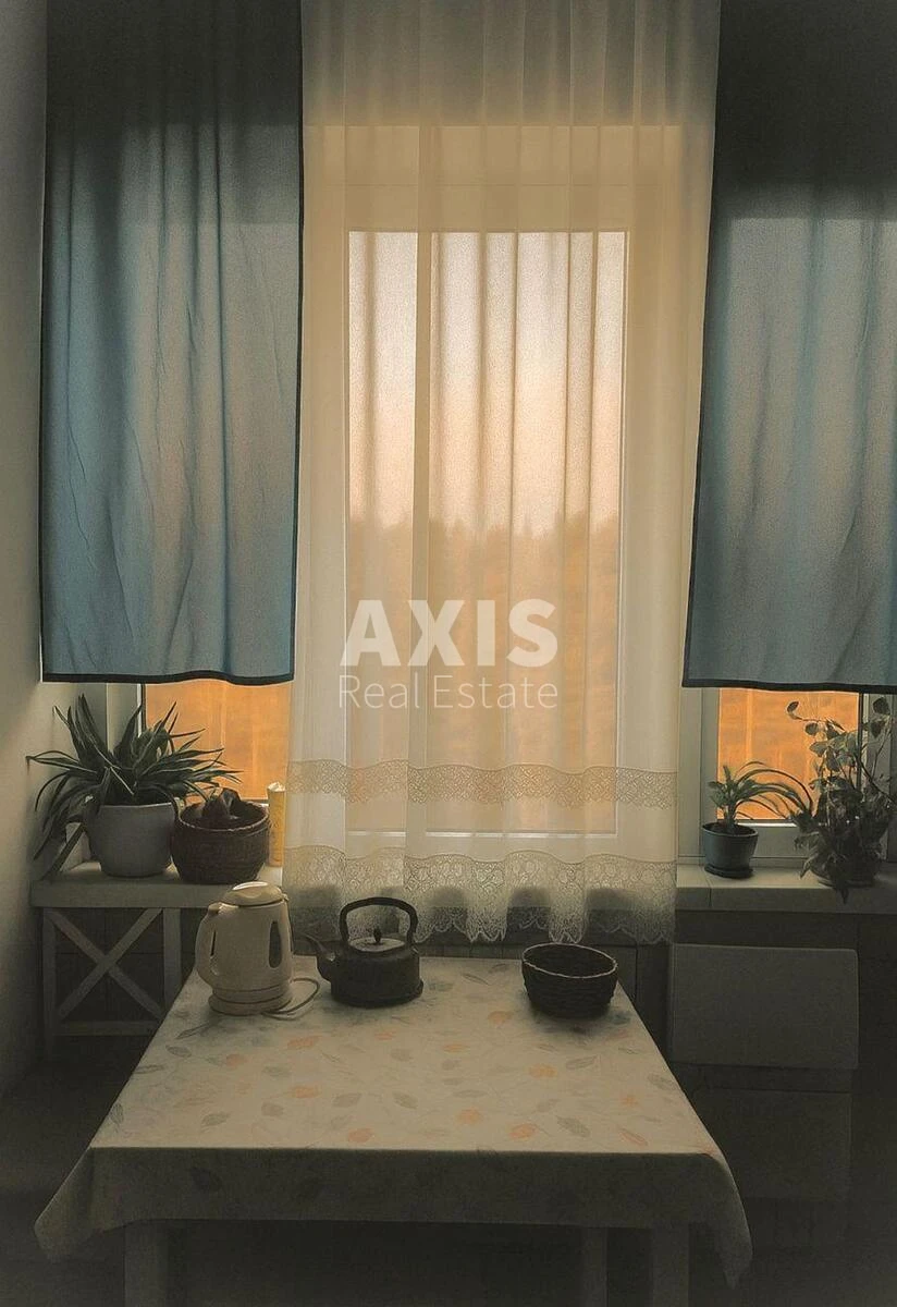 2к квартира Олега Мудрака ул. 2563978