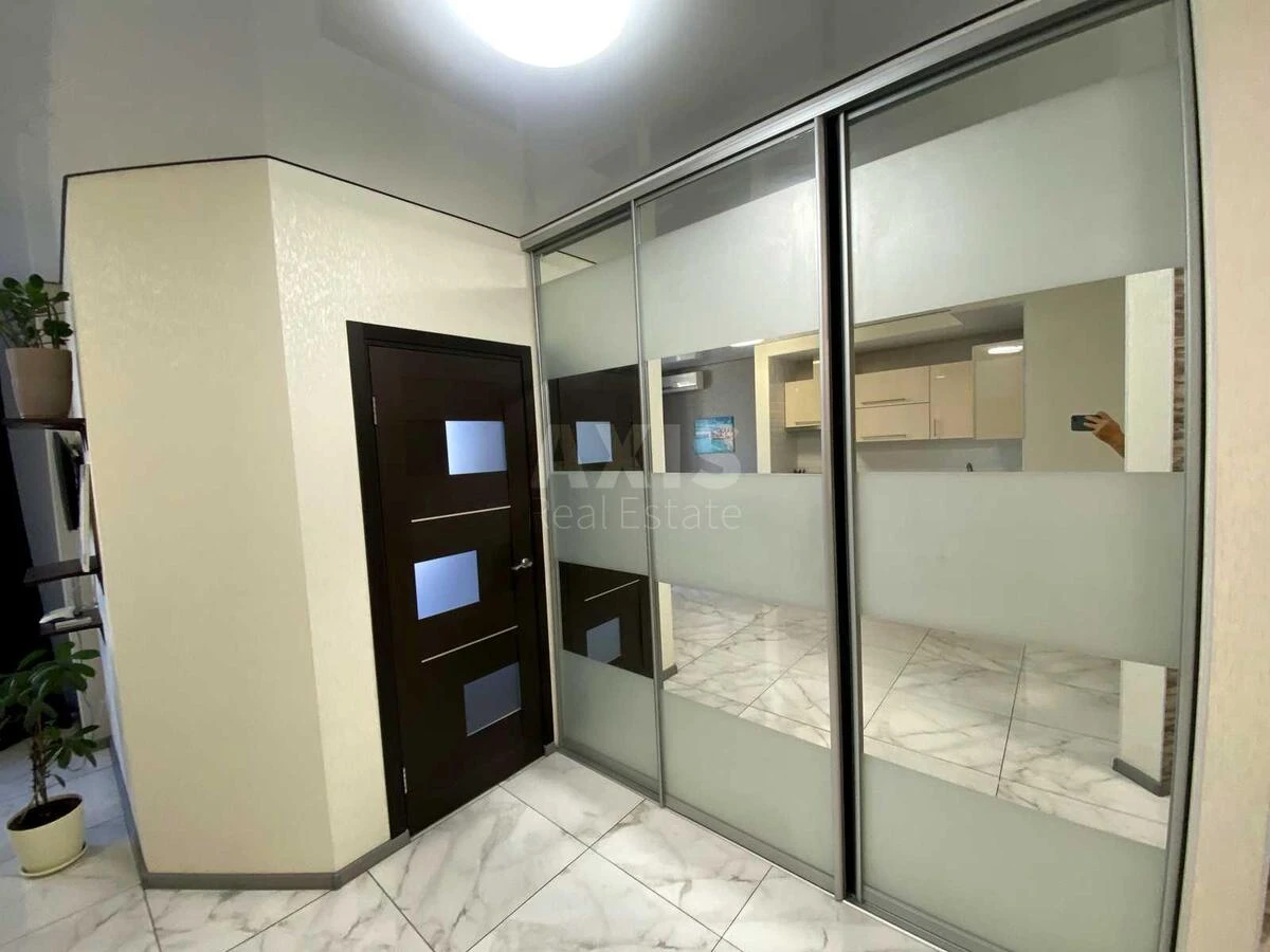 1k apartment pr-t Yevropeyskoho Soyuzu 45706127