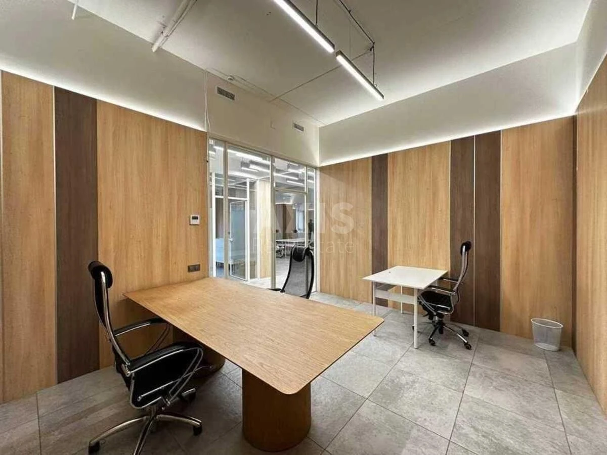 Office vul. Sichovyh Stril'civ 44А, 250m2672395
