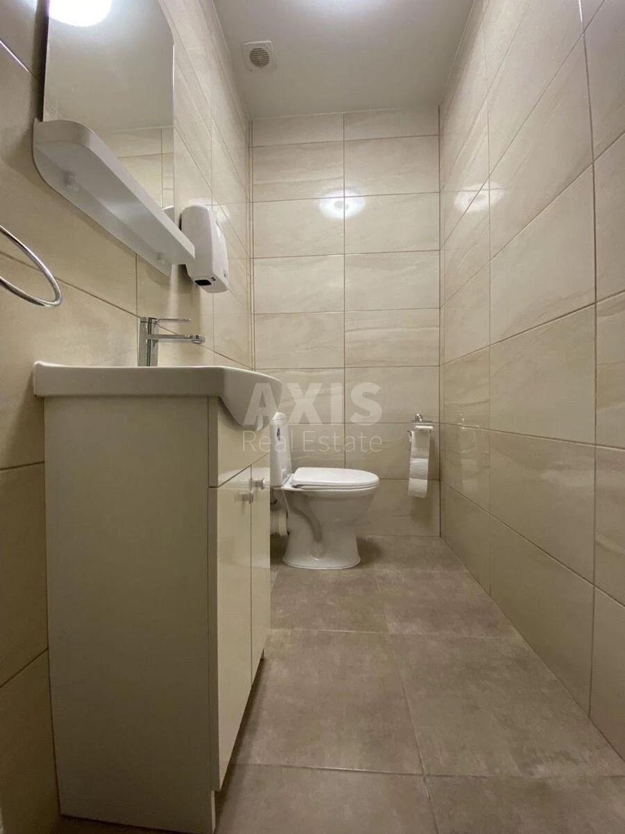 Офис ул. Ахматовой Анны 13, 272м25994411