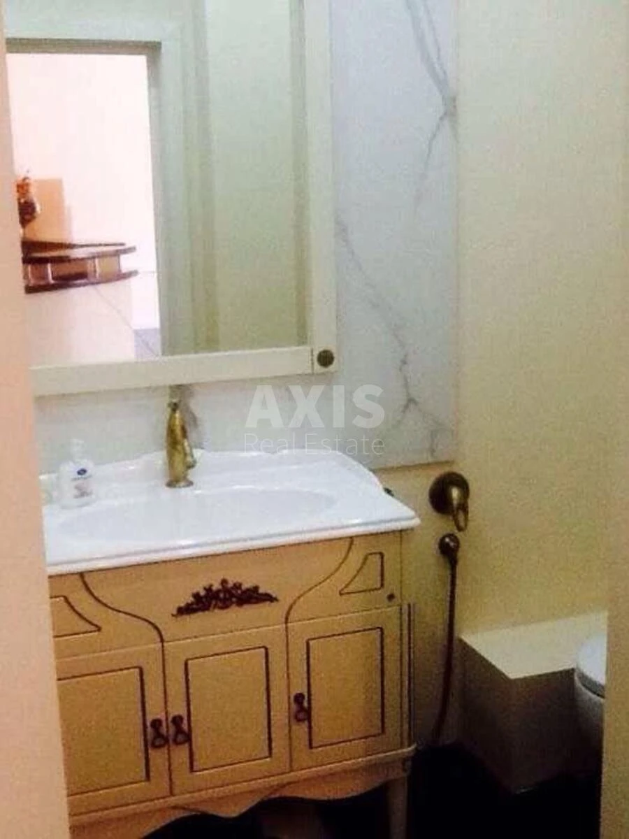 Trade object vul. Spas'ka 8, 65m2646498