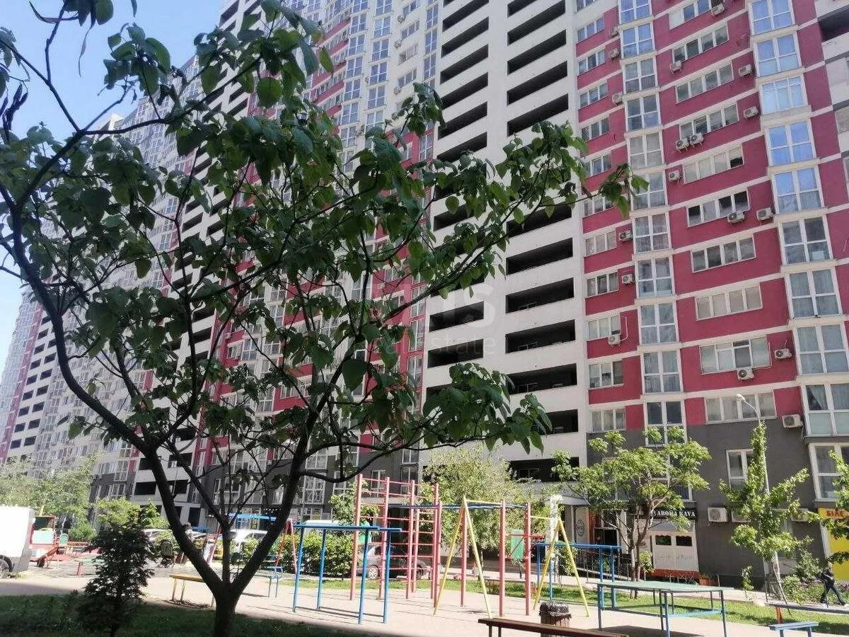 1k apartment vul. Dragomanova 26450911