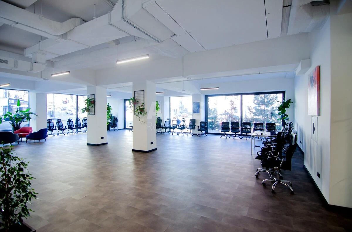 Office vul. Saksagans'kogo 53/80, 643m2678700