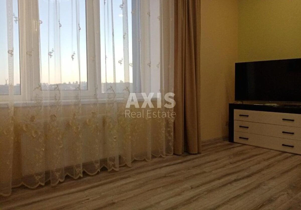 2k apartment vul. Mykil's'ko-Slobids'ka 1703047
