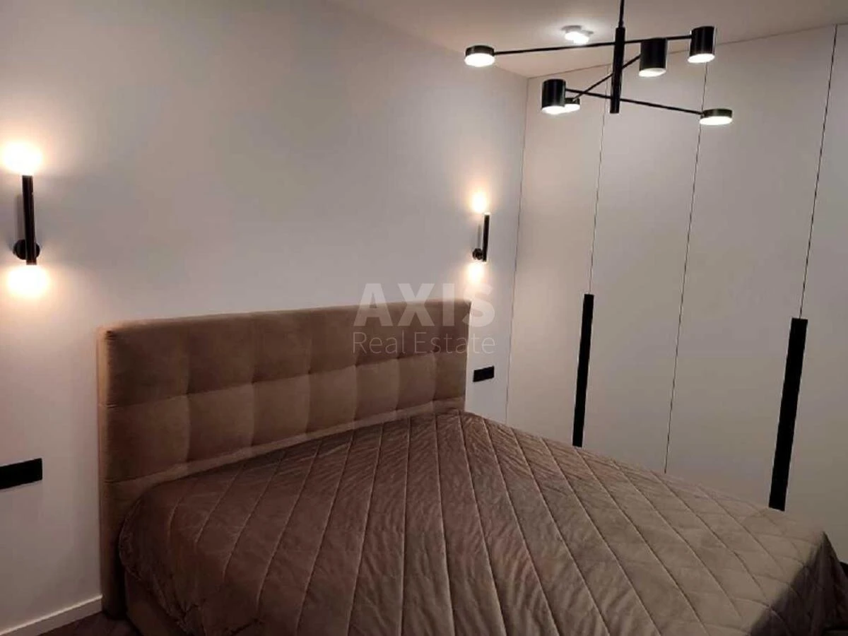 1k apartment vul. L'vivs'ka 15710999
