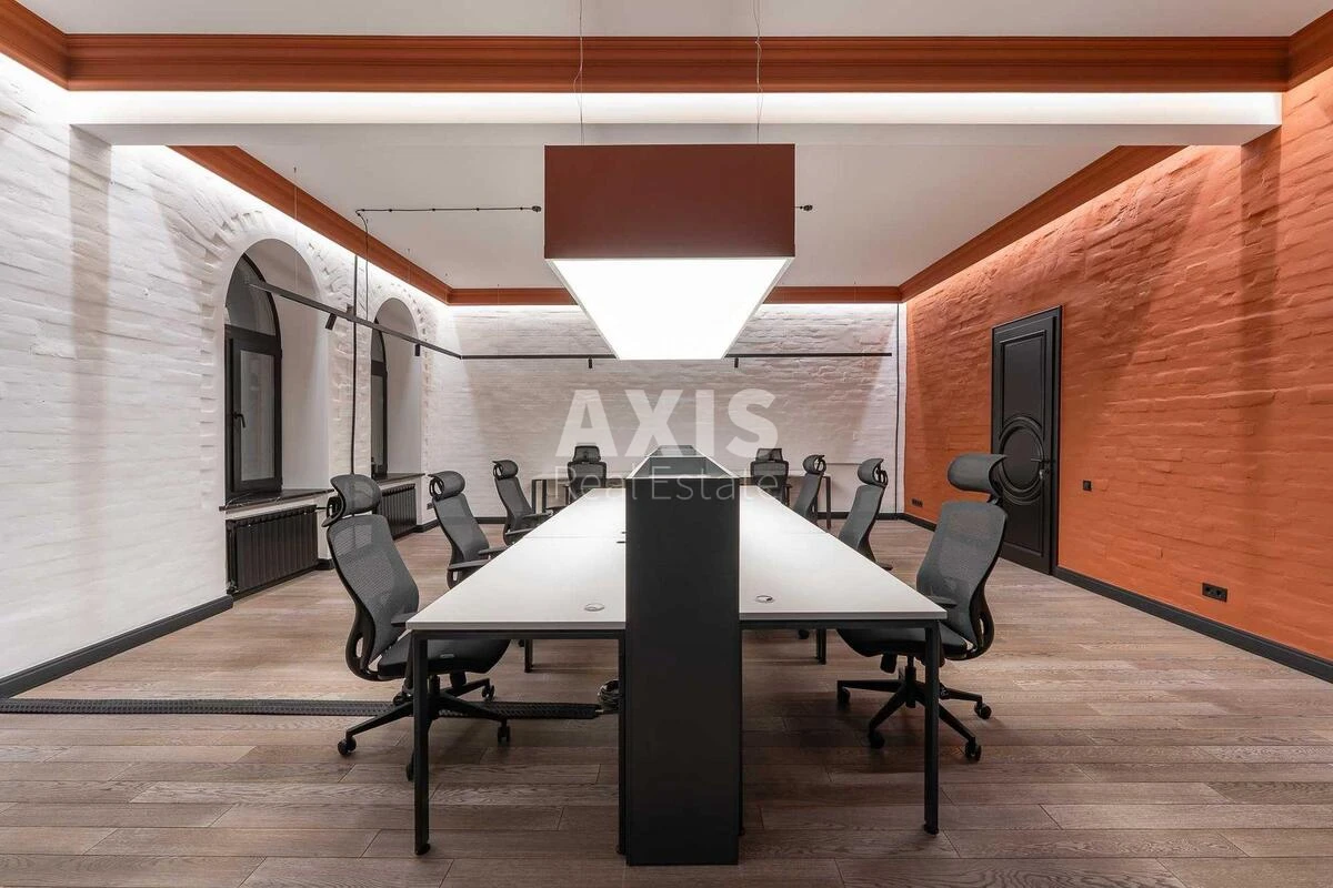 Office vul. Hetmana Skoropadskoho Pavla 1, 134m271074