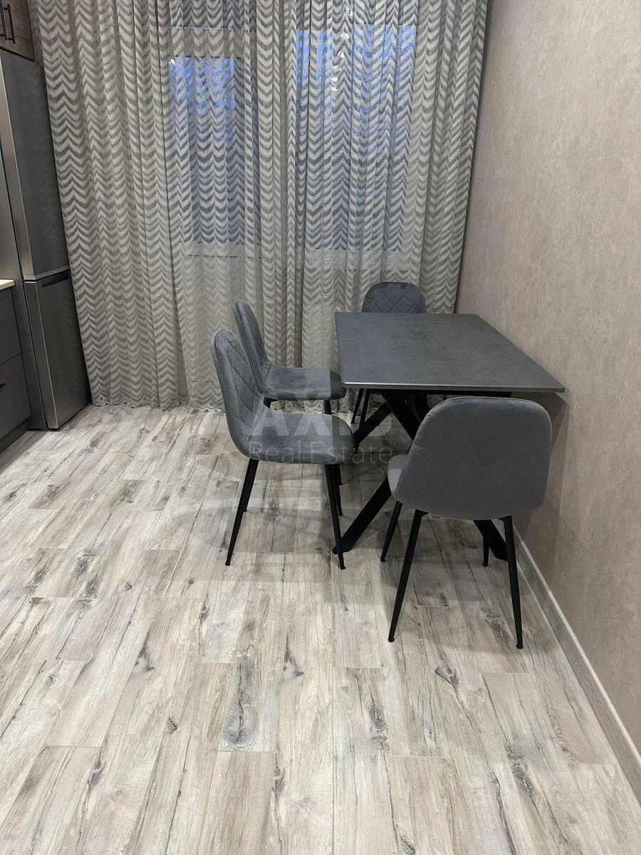 1k apartment vul. Novoukrai'ns'ka 24696941