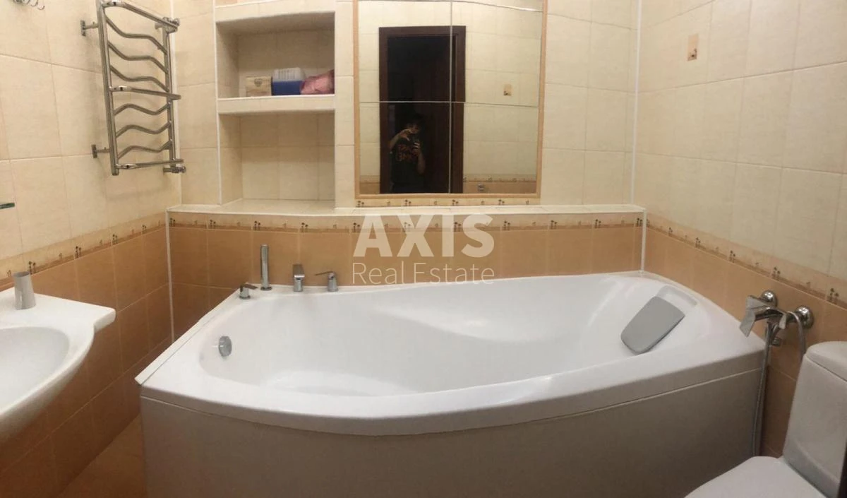 2k apartment vul. Pochajnyns'ka 70435736