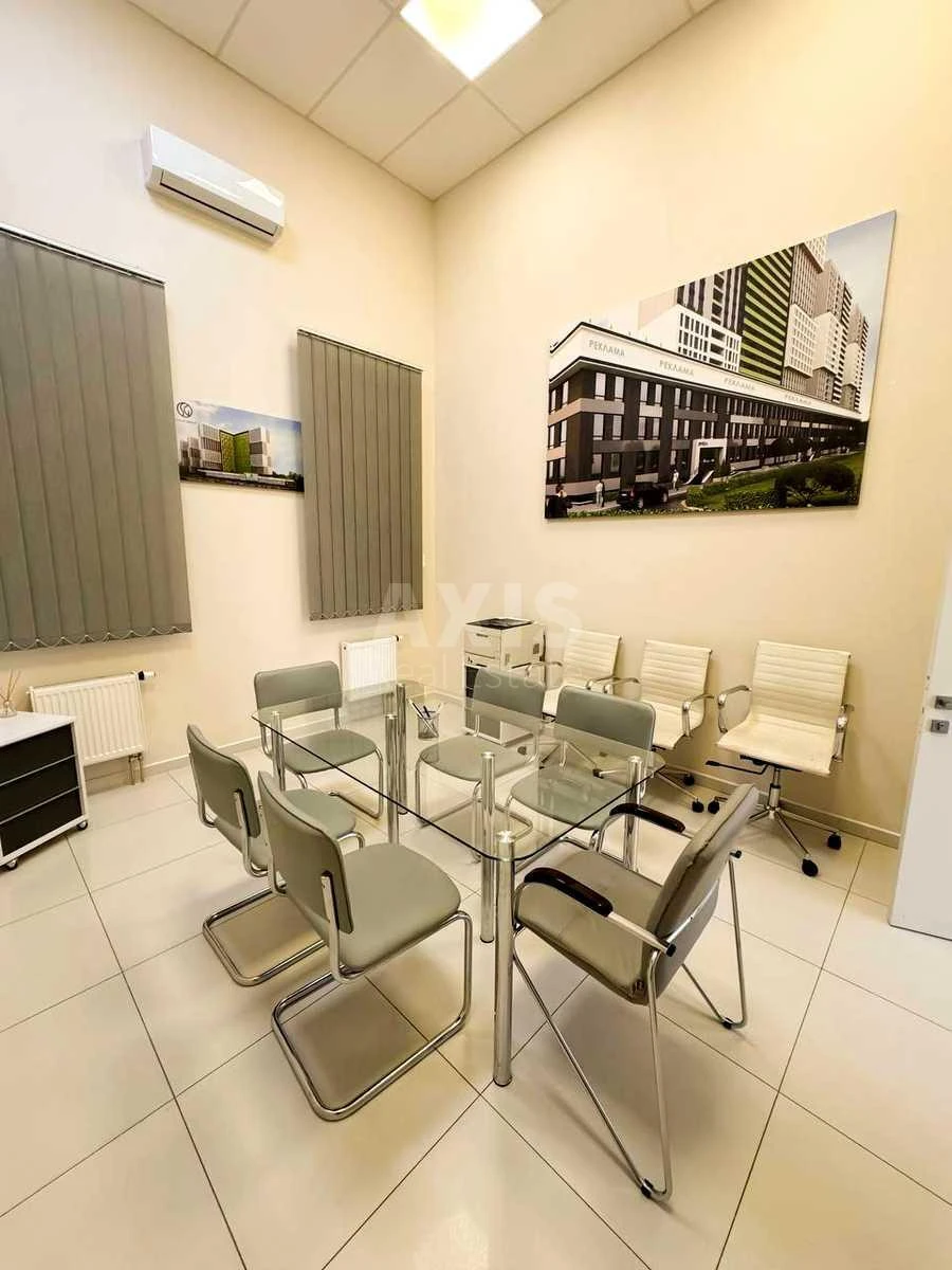 Office pr-t Bazhana Mykoly 17А, 183m27127511