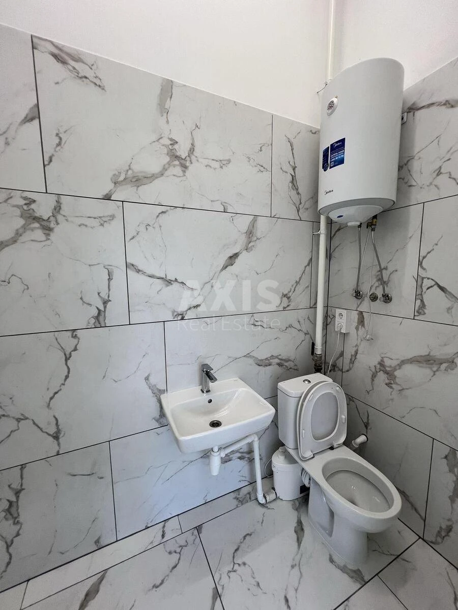 Office vul. Myhajla Maksymovycha 24, 40m2635814