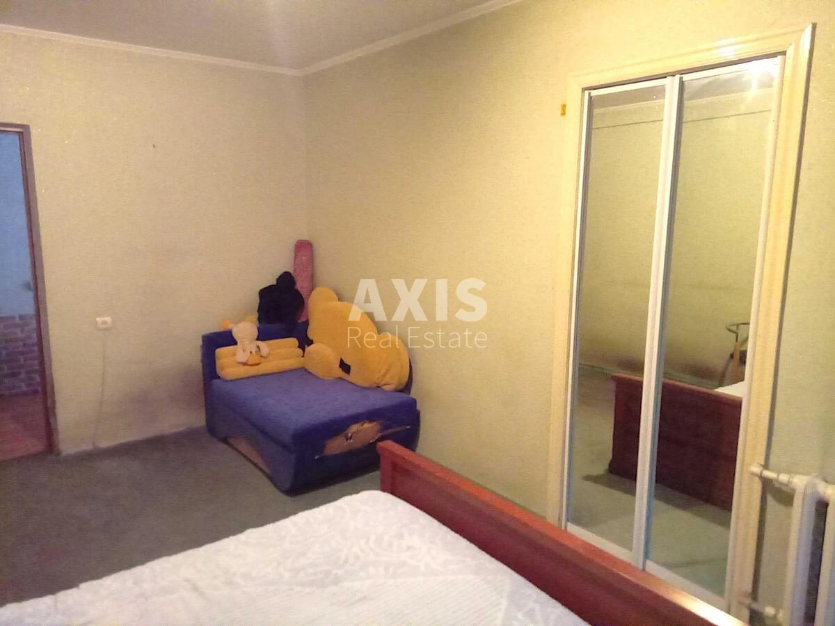 3к квартира пер. Надежды Светличной 2А6708910