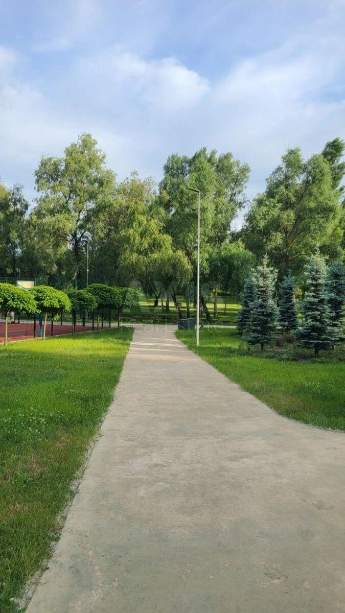 2к квартира ул. Бальзака Оноре де 86873122