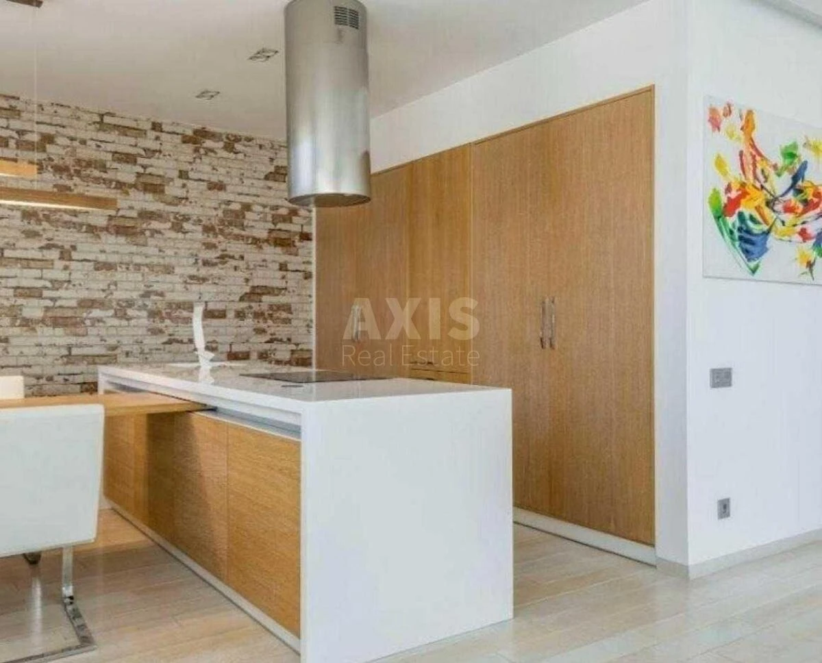 3k apartment vul. Voskresens'ka 1462788