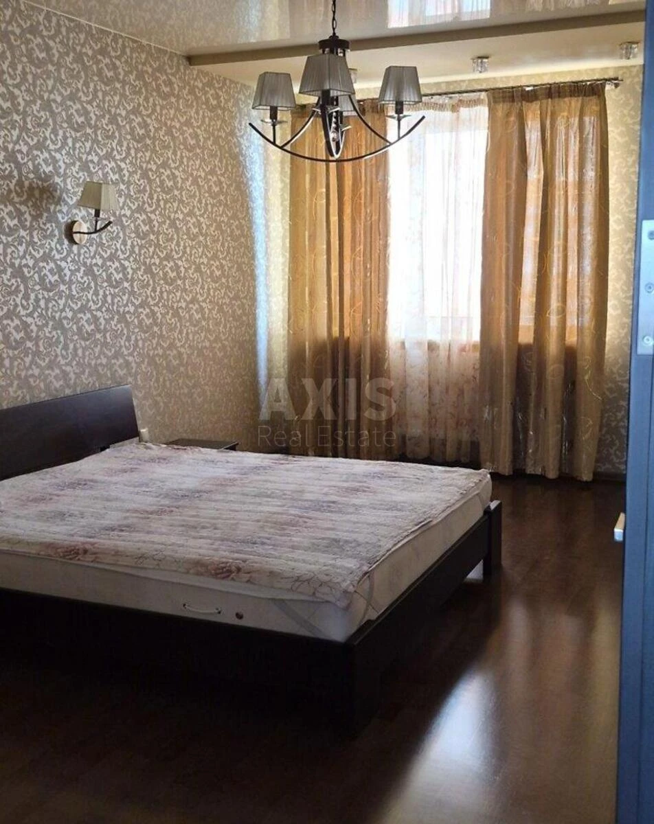 2к квартира ул. Ревуцкого 9714345