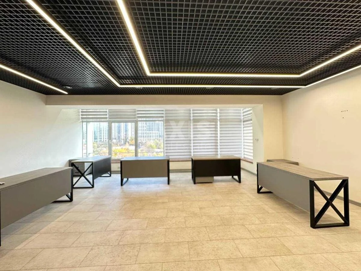 Office vul. Verhn'ogirs'ka 7, 1000m26697817