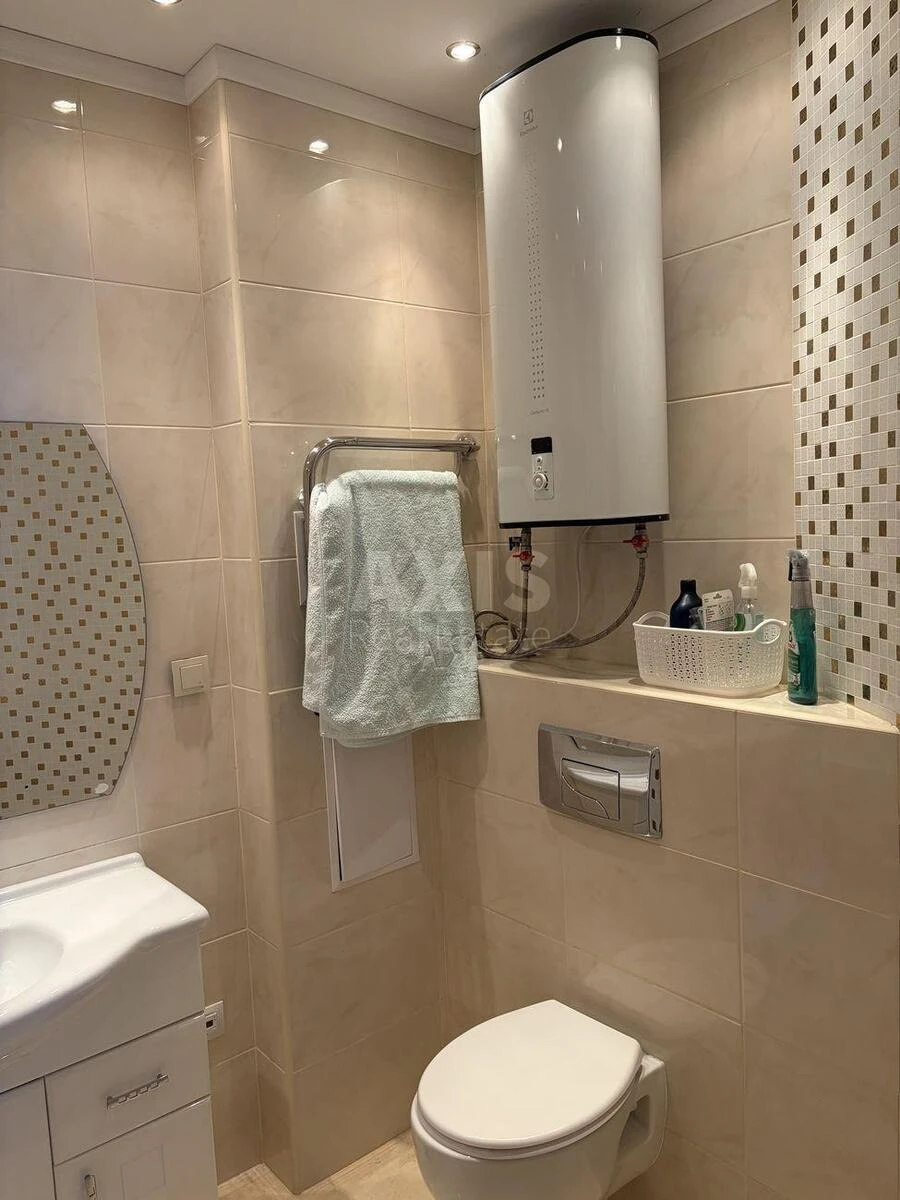 1к квартира ул. Феодосийская 1670295