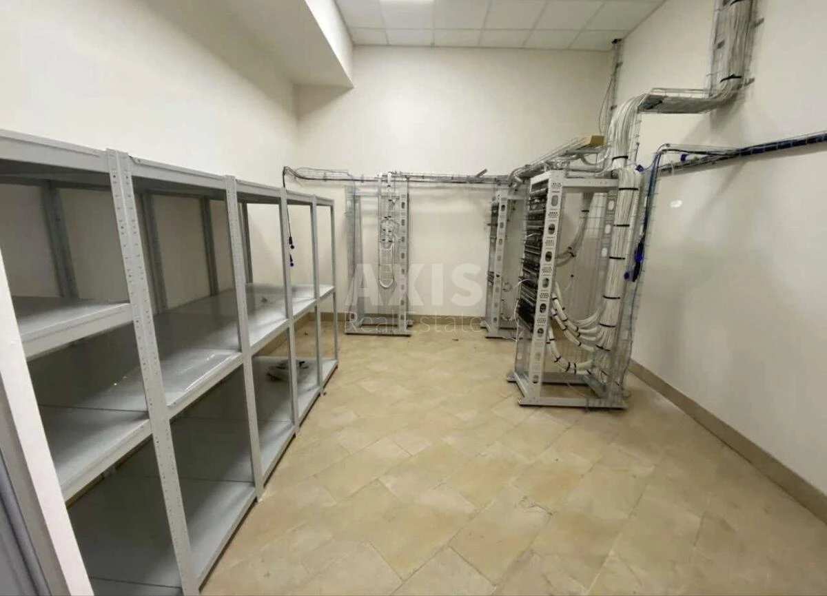 Office vul. Glybochyc'ka 17, 650m2671477