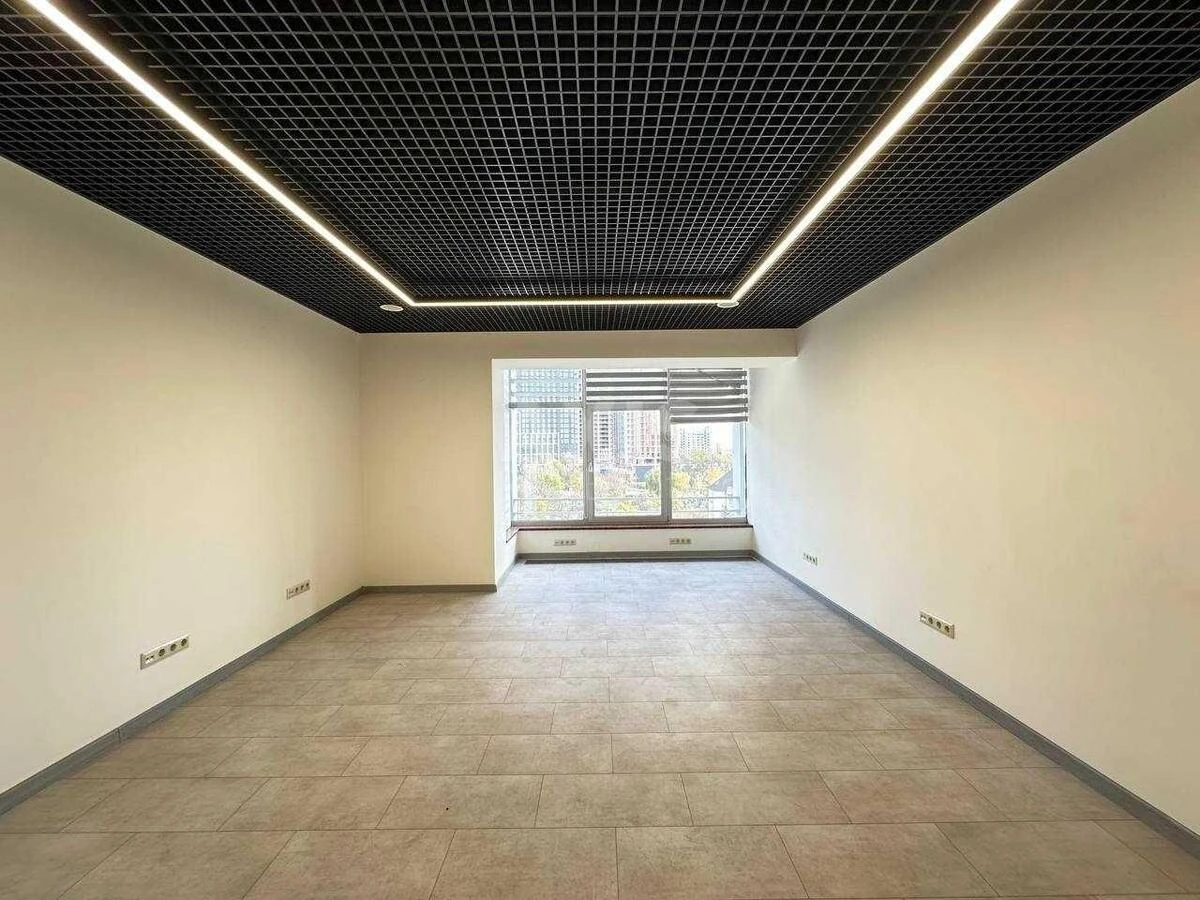 Office vul. Verhn'ogirs'ka 7, 1000m26697818