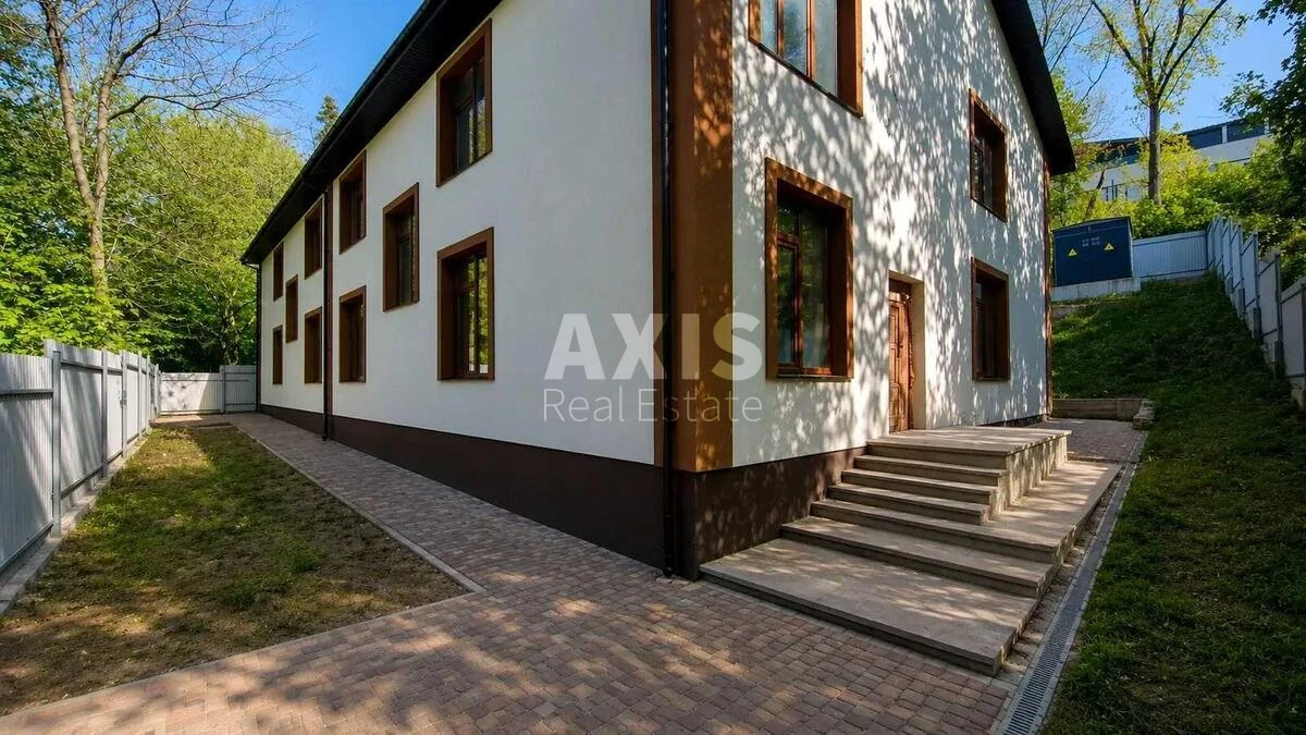 Объект сервиса пер. Болградский 45, 500м2686551