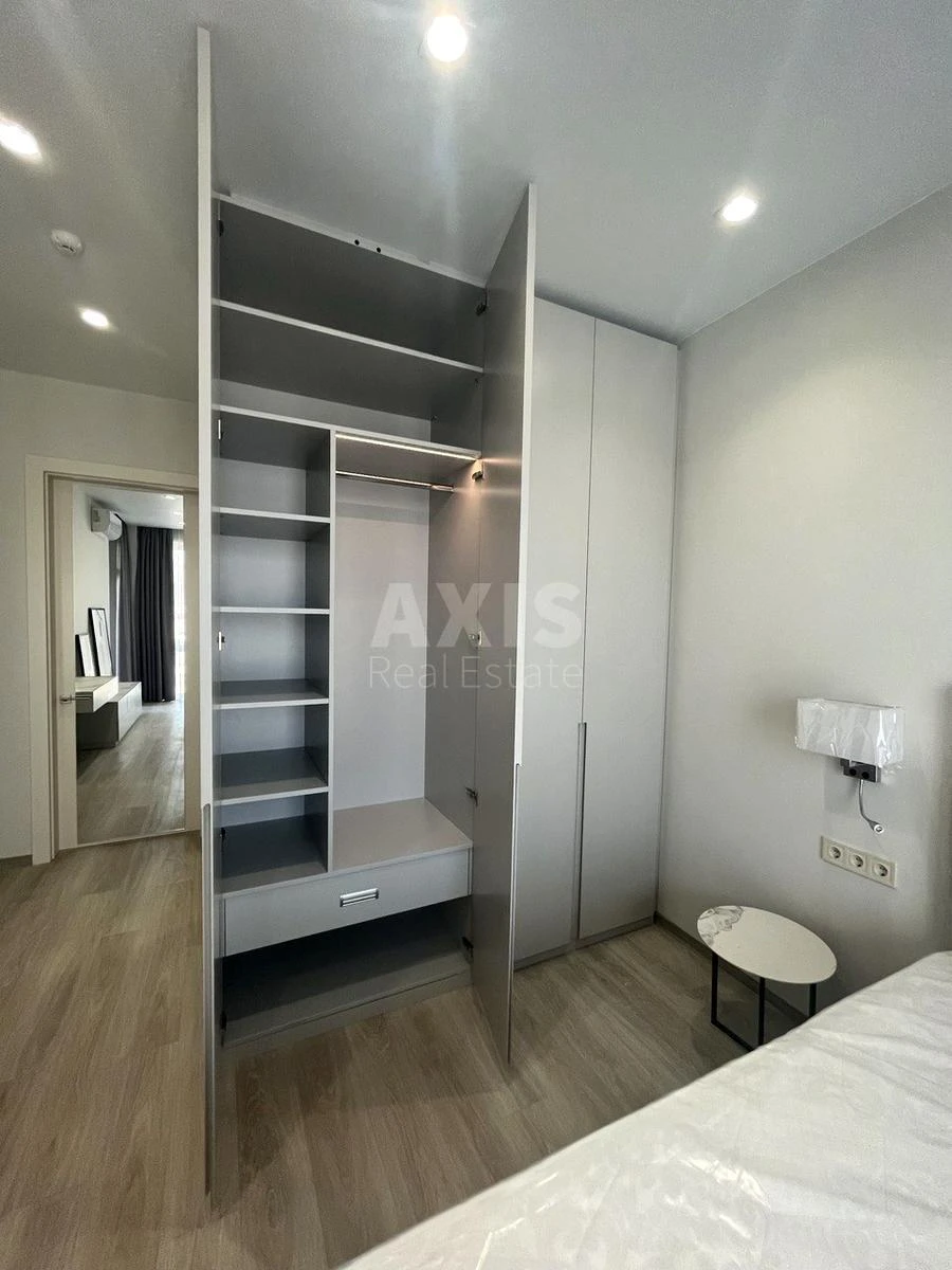 2k apartment vul. Antonovycha 118/19633257