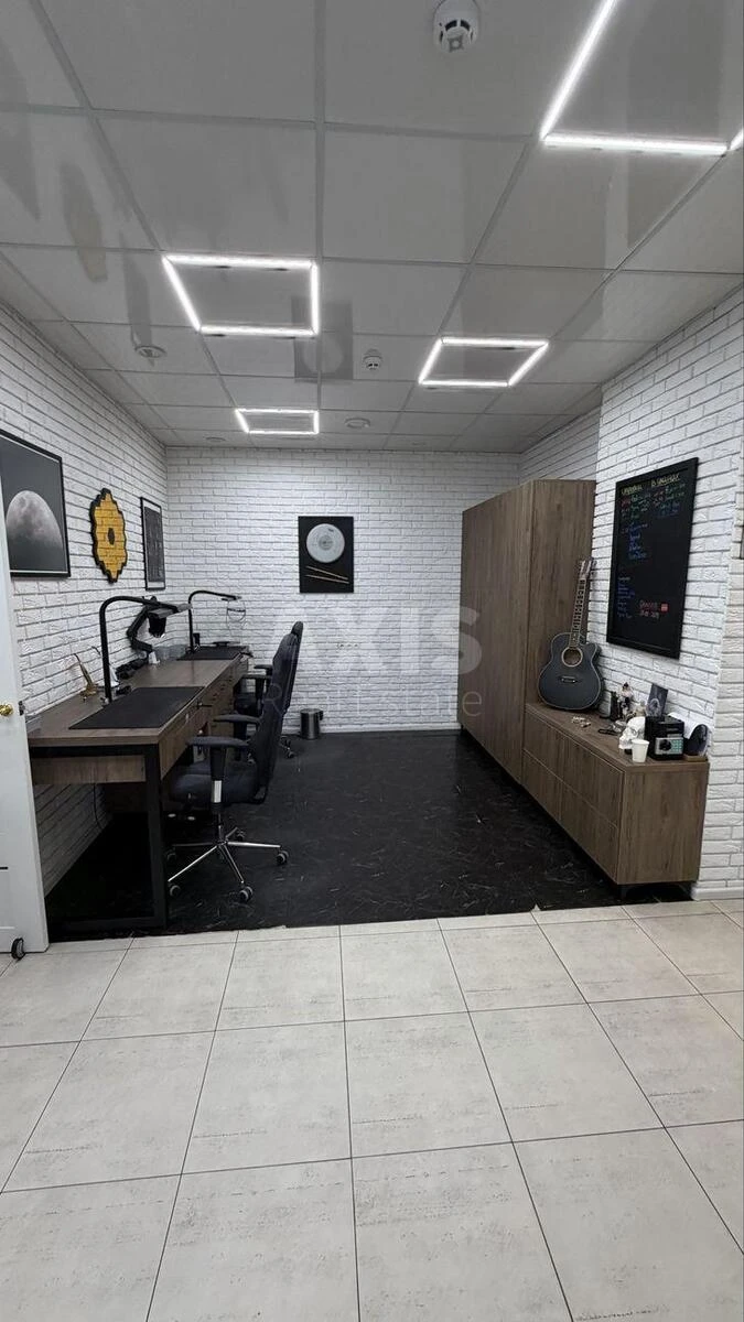 Office vul. Krushel'nyc'koi' Solomii' 13, 60m2706237