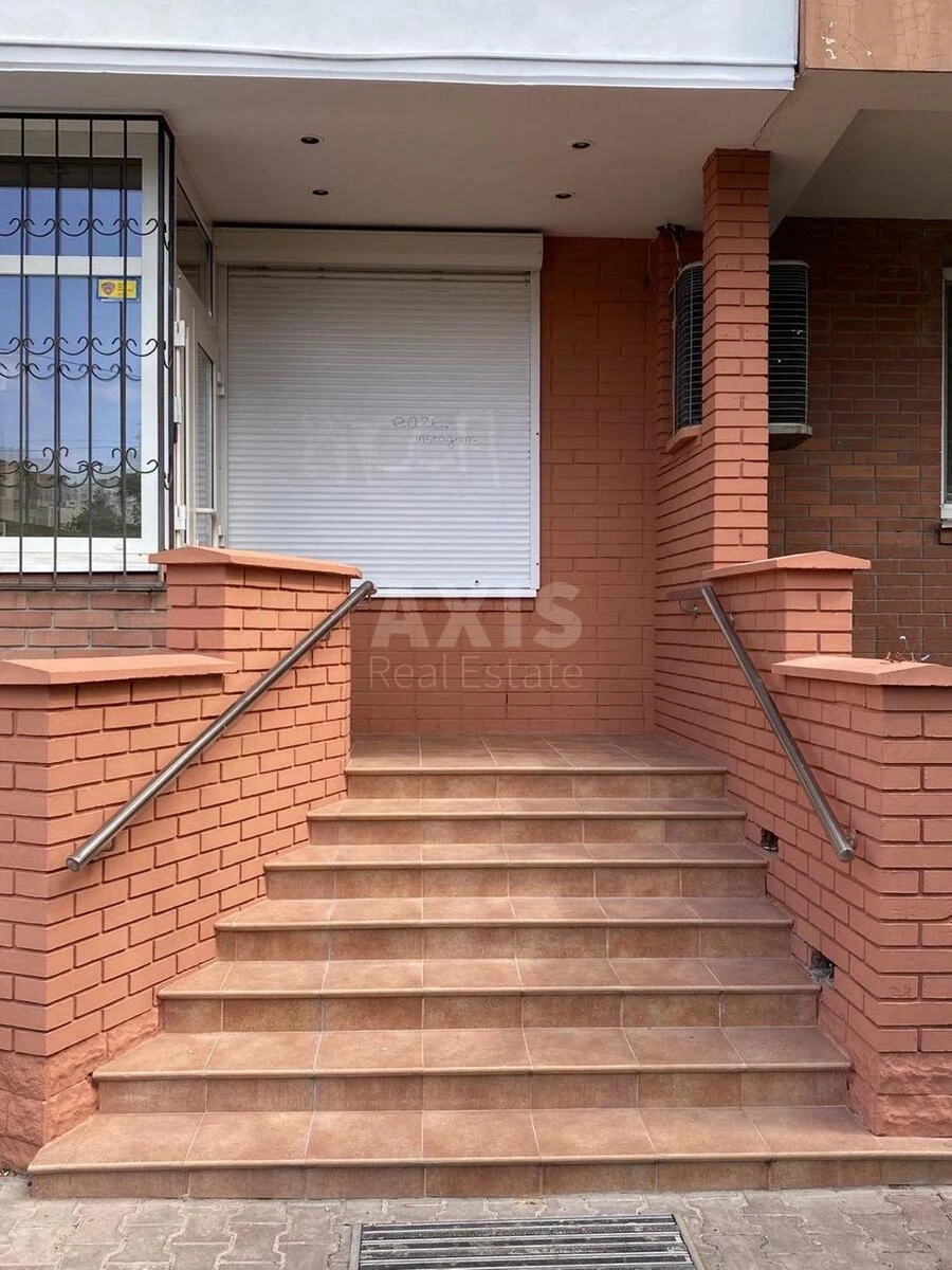 Офис ул. Ахматовой Анны 13, 272м25994413