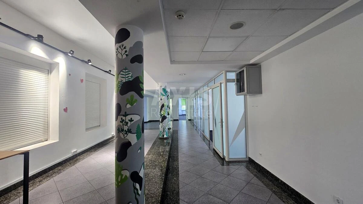 Office vul. Volodymyrs'ka 77, 301m27050720