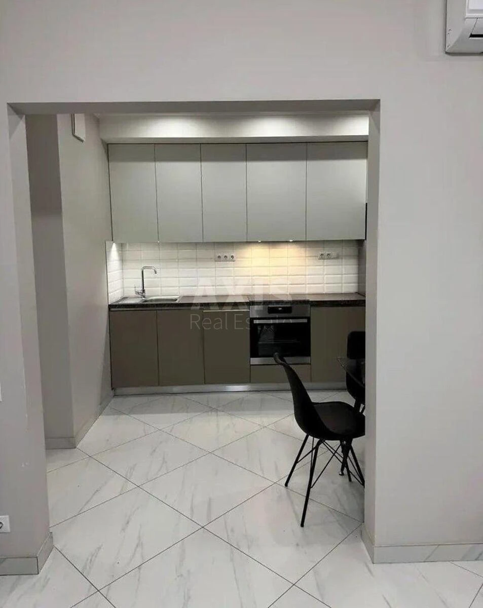 2k apartment nab. Dniprovs'ka 26Б674321