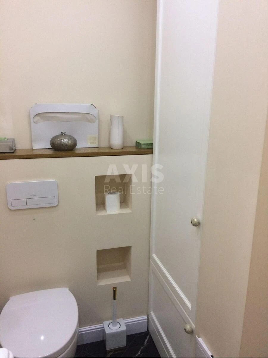 Trade object vul. Spas'ka 8, 65m26464910