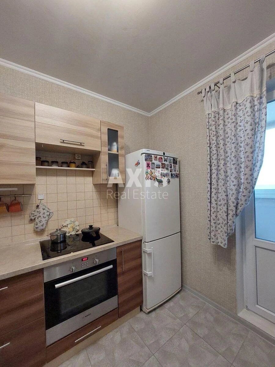 1k apartment vul. Myloslavs'ka 262335