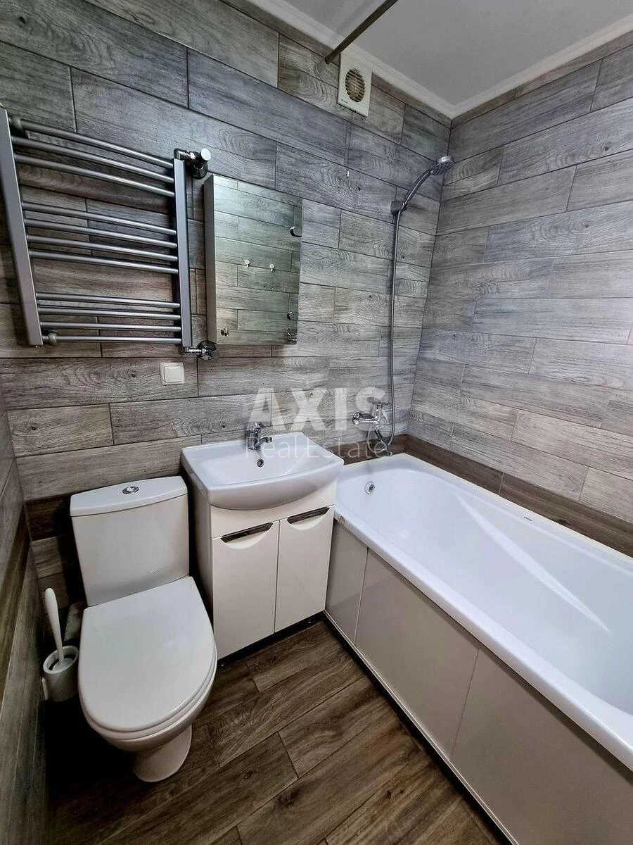 2k apartment vul. Saljutna 17660996