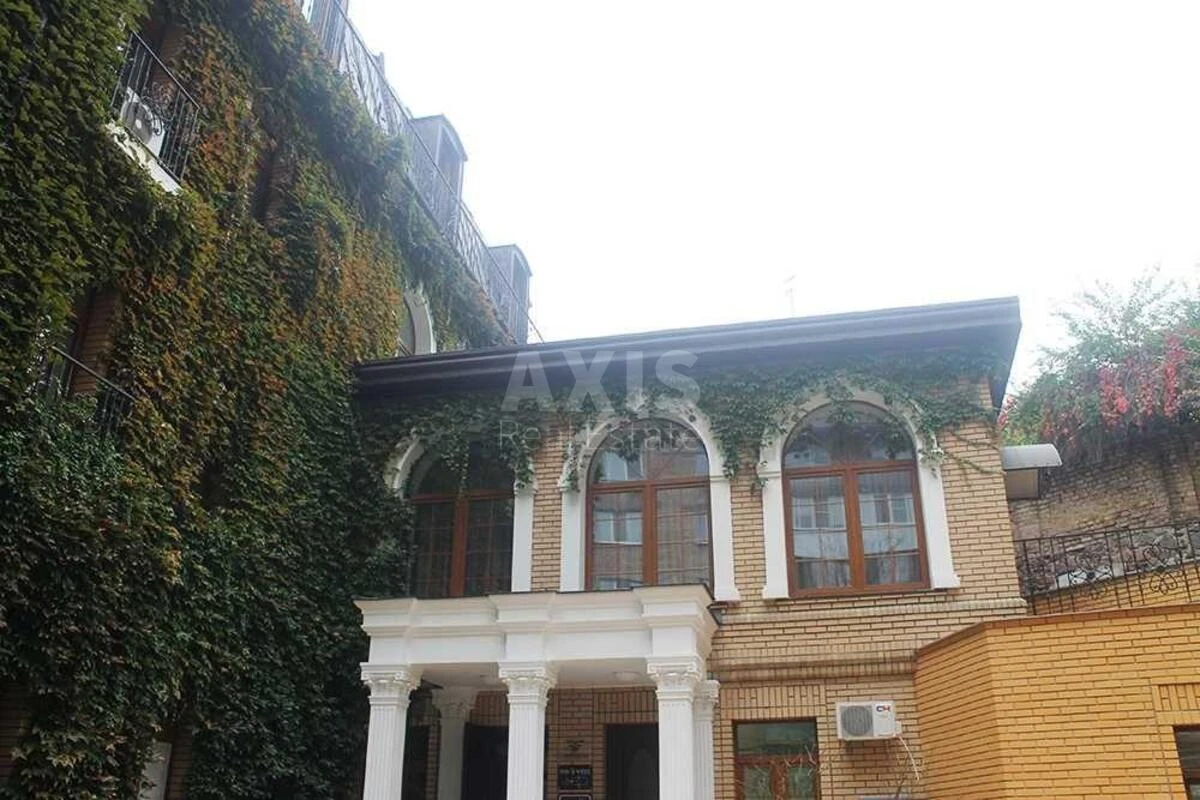 Trade object vul. Zhyljans'ka 72А, 1500m2667522