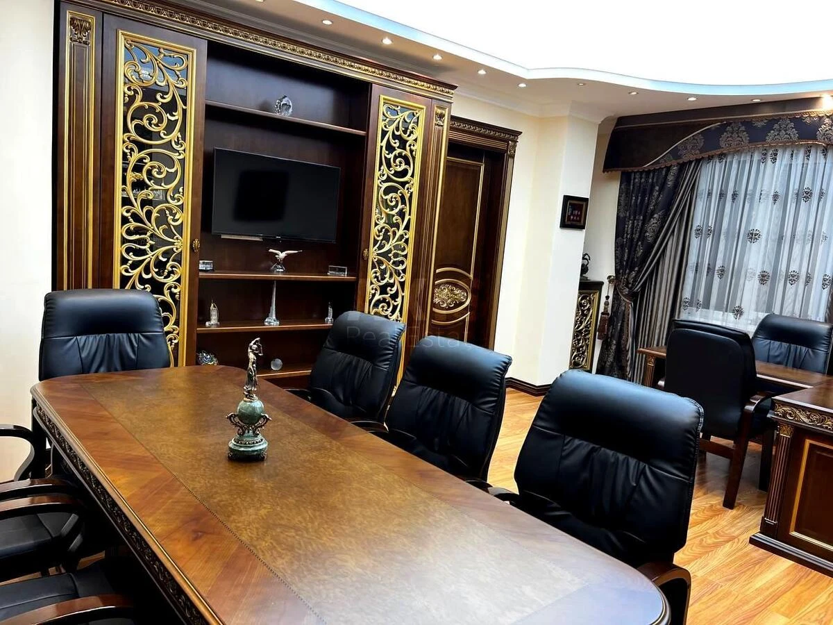 Офис ул. Евгения Коновальца 36В, 80м26845713