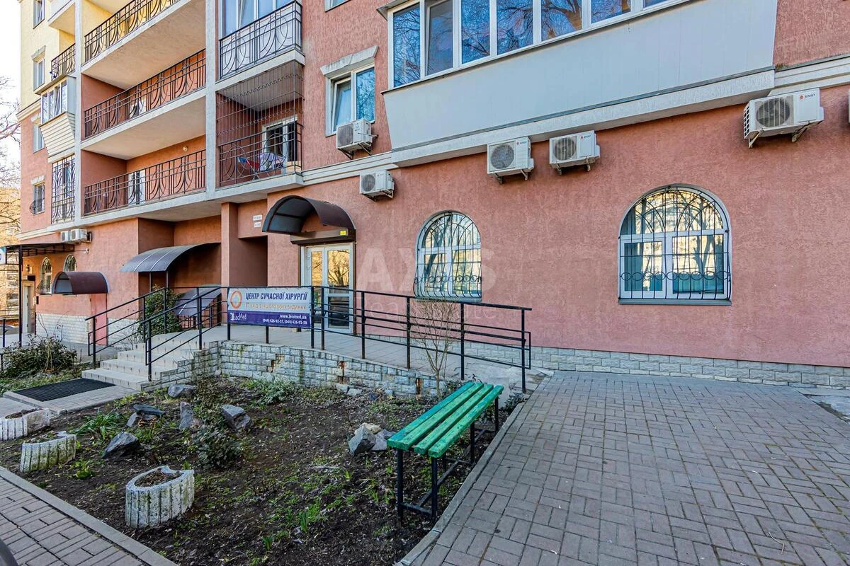 Service object vul. Parkovo-Syrec'ka 32, 237m26980210