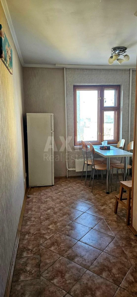 1к квартира ул. Ирпенская 63А664145