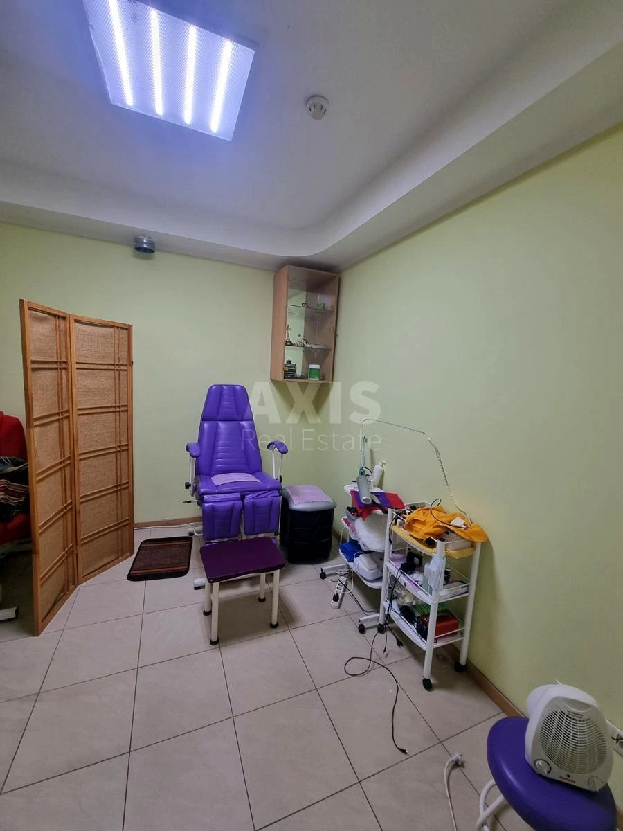 Объект торговли ул. Ахматовой Анны 13, 156м2669278