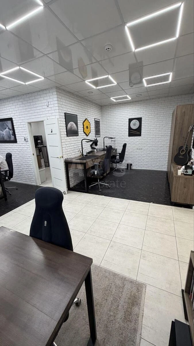Office vul. Krushel'nyc'koi' Solomii' 13, 60m2706238