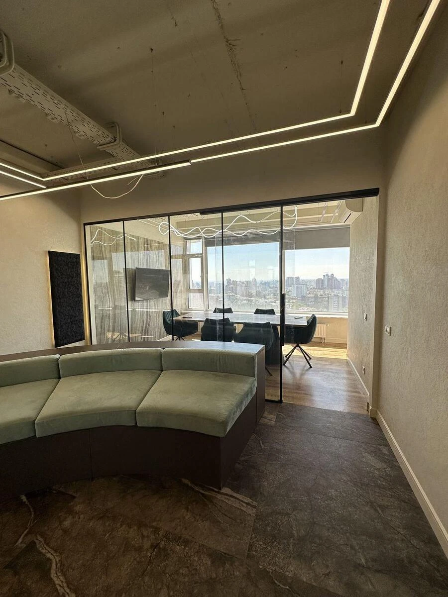 Office uzv. Klovs'kyj 7, 170m2675011