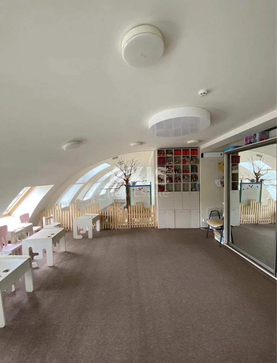 Service object nab. Dniprovs'ka 19, 500m2336701