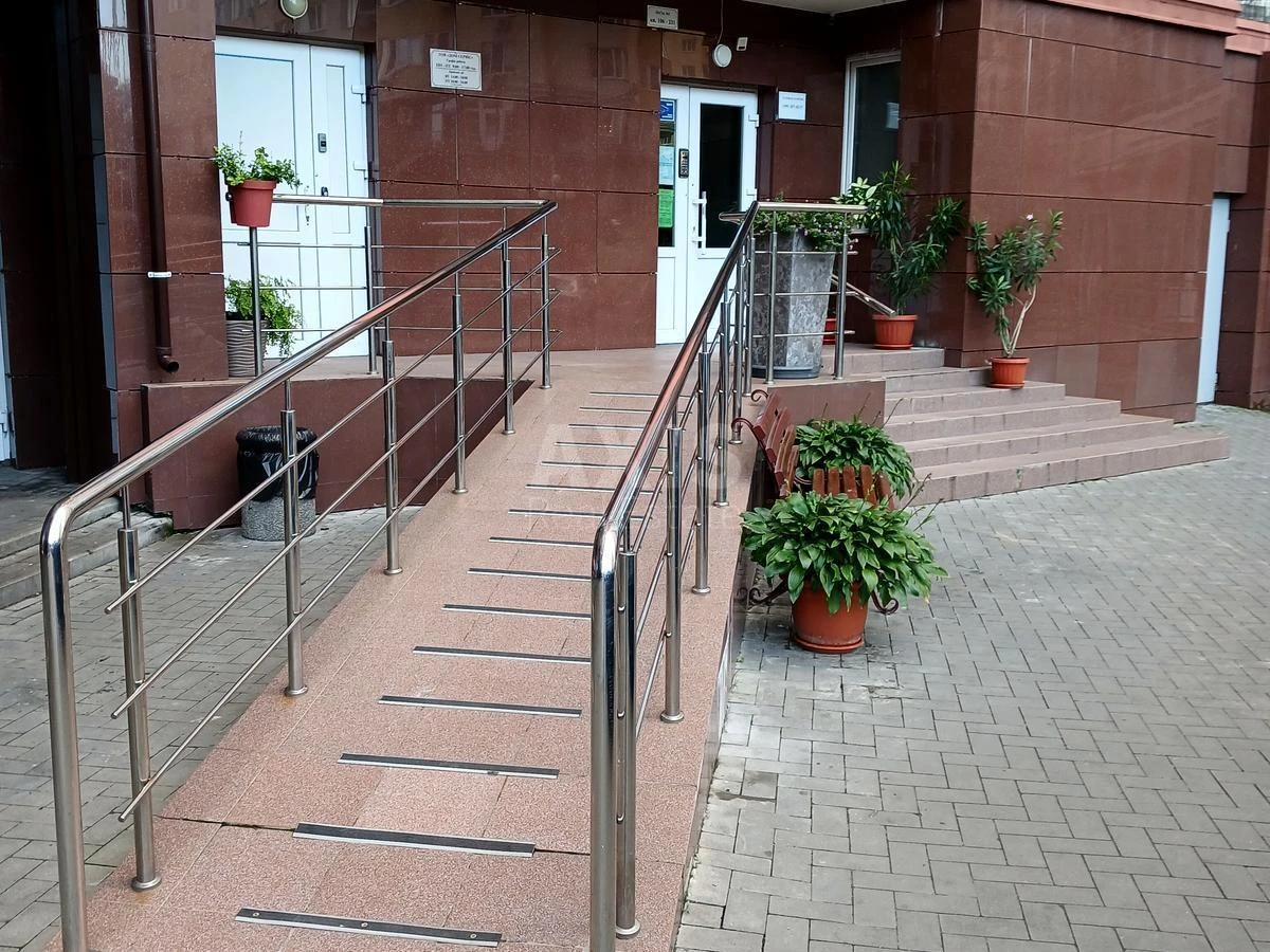 1k apartment vul. Myhajla Maksymovycha 3Д6883520