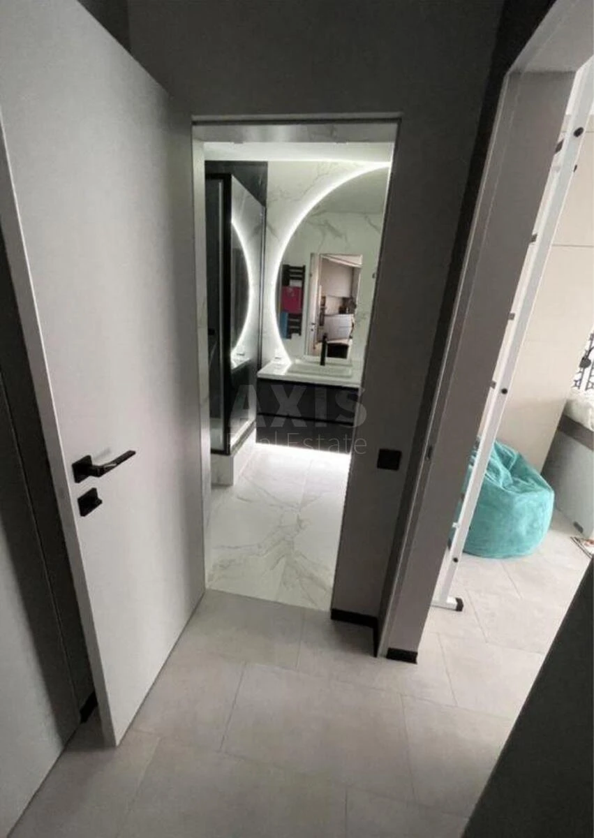 3k apartment vul. Lypkivs'kogo Vasylja Mytropolyta 16Г6886215