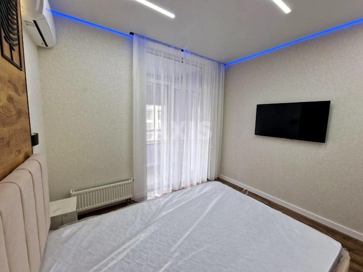 2k apartment vul. Saljutna 2Б672686