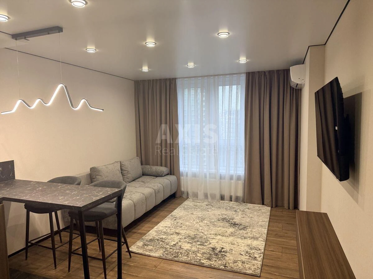 1k apartment vul. Myhajla Maksymovycha 32В690200