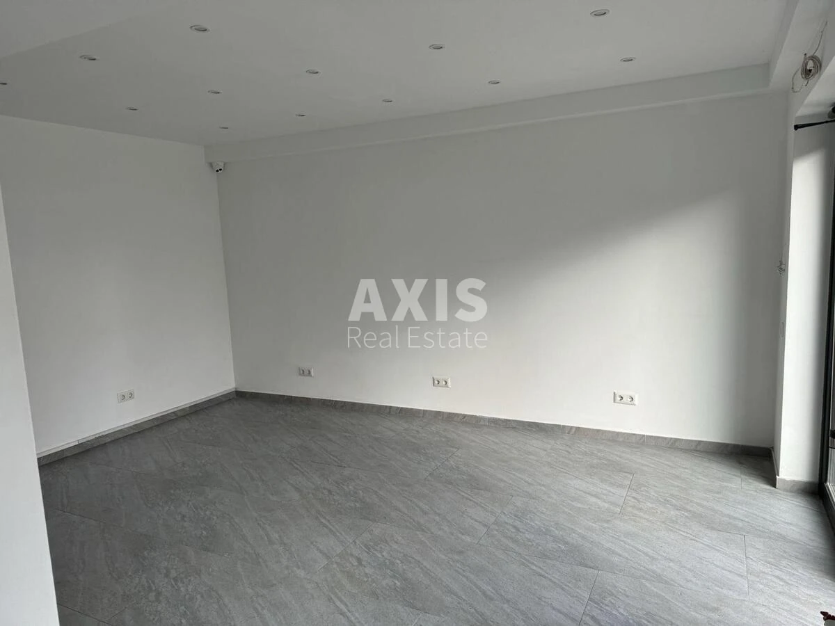 Объект торговли ул. Уинстона Черчилля 25, 45м2613857